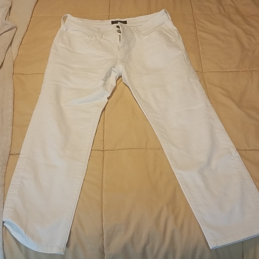 Skinny fit light weight jeans